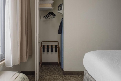 SpringHill Suites by Marriott Knoxville at Turkey Creek image 2